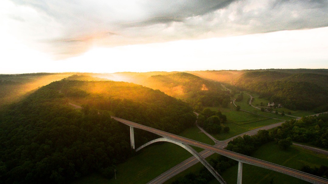 Natchez Trace Parkway in Williamson County, TN. Photo credit: @tn_photog