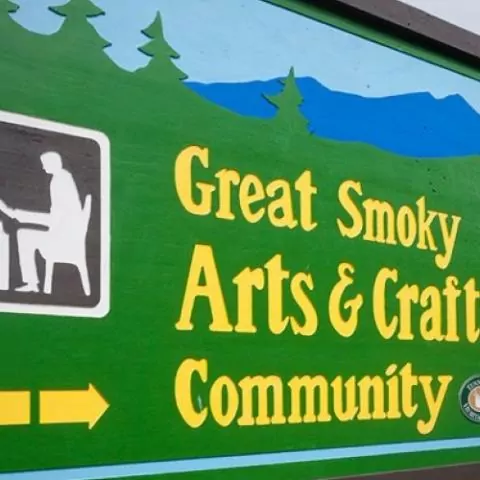 The Great Smoky Arts & Crafts Community